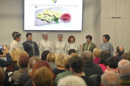 9_drzavno_ocenjevanje_in_razstava_strukljev_Mirna_Pec_2025 (28)